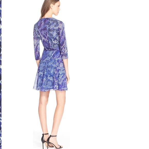 Diane von Furstenberg Irina Silk Wrap Dress - Picture 3 of 6